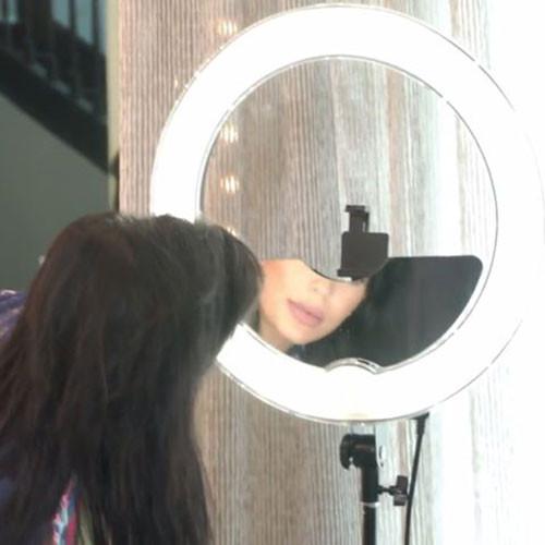 Spectrum Aurora Diva Ring Light Selfie Mirror and Camera Mount (Mirror Only)