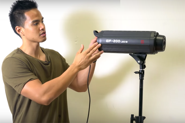 The Jinbei EF200 V LED Quick Review – Hypop