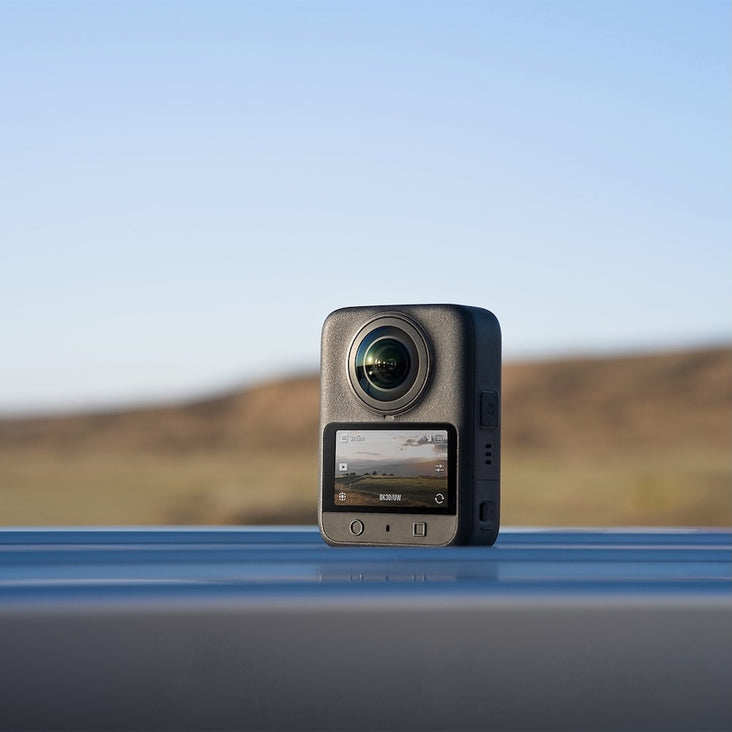 DJI Osmo 360 Standard Combo