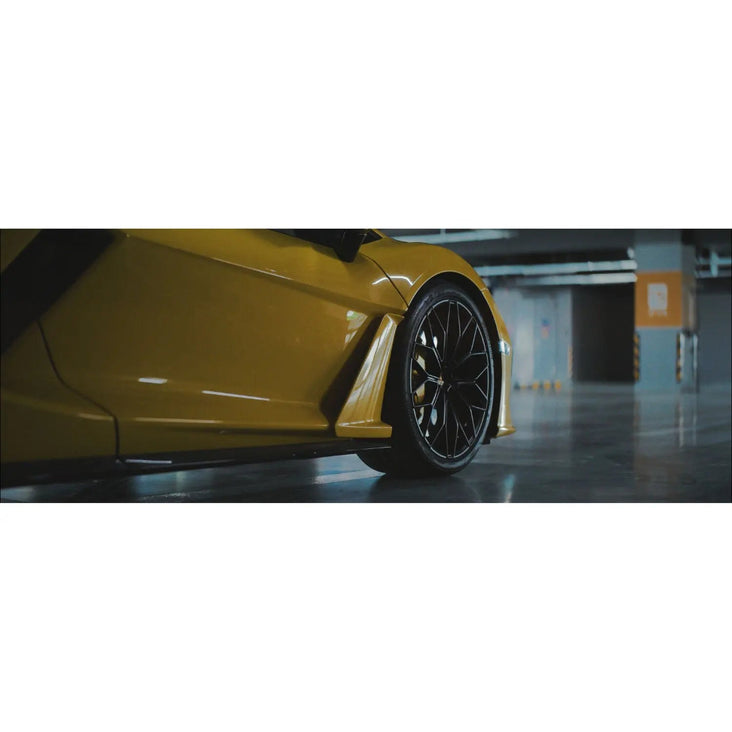 DZOFilm Arcana 32mm Anamorphic Prime Lens (ARRI PL, Titanium - Metric)