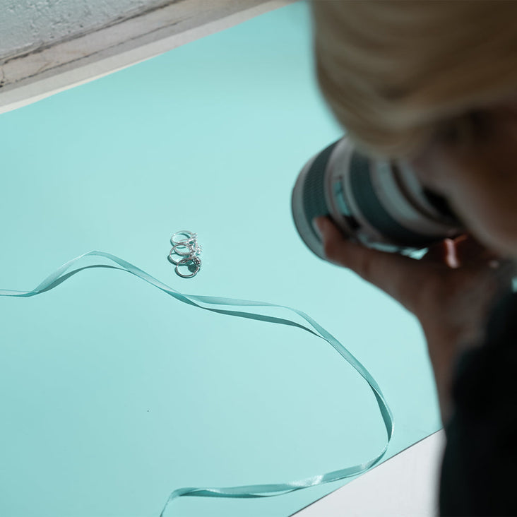 Spectrum 50cm Non Reflective Seamless Paper Roll Backdrop Offcuts - Aquamarine Blue