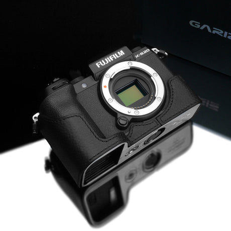 Gariz Black Leather Camera Half Case XS-CHXS20BK for Fuji X-S20