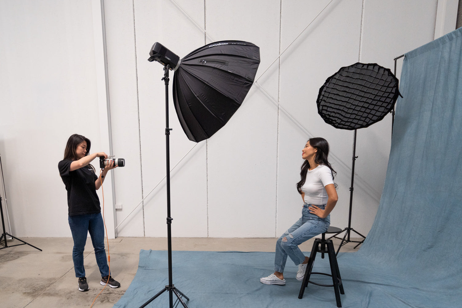 Godox 280cm 2.8m 9FT Pro Heavy Duty Light Stand For Fresnel Tungsten Light Tv Station Studio Photo Studio Tripods I4120879507 Godox 280cm 2.8m 9FT Pro Heavy Duty Light Stand For Fresnel Tungsten Light Tv Station Studio Photo Studio Tripods I4120879507