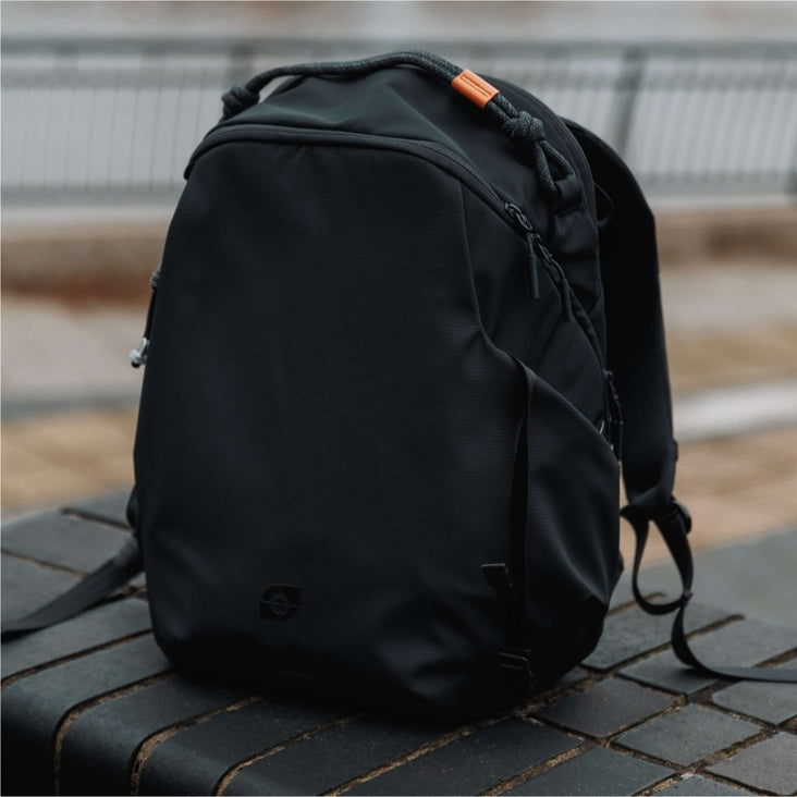 Leofoto Daily Lite 23L Camera Backpack