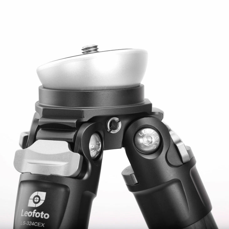 Leofoto LS-284CEX Ranger Levelling Base Series 4 Section Carbon Fibre Tripod