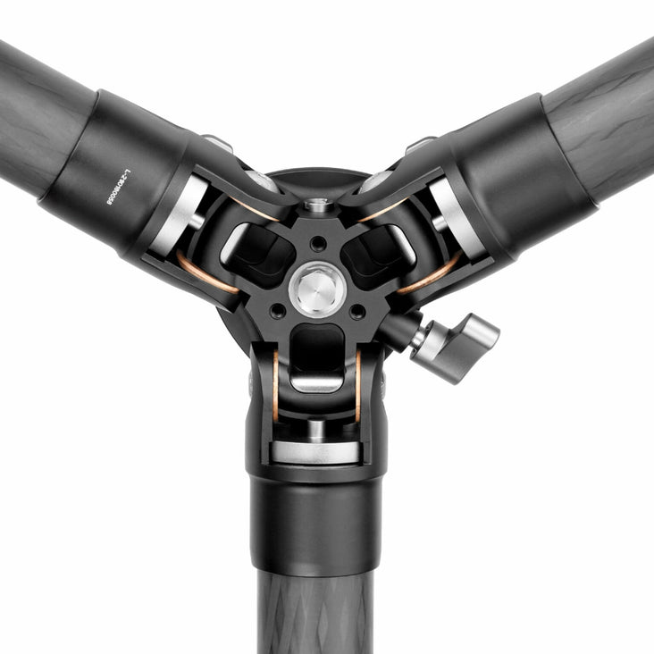 Leofoto LS-284CEX Ranger Levelling Base Series 4 Section Carbon Fibre Tripod