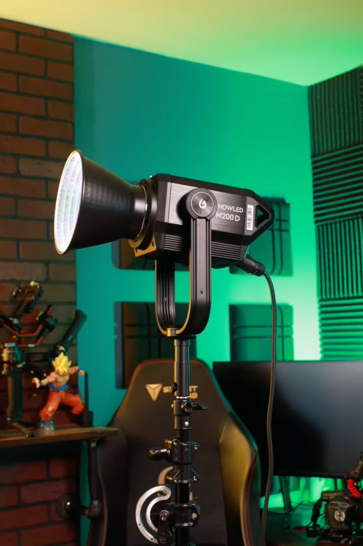 Godox KNOWLED M200D Pro Continuous 'Commercial Key Light' Video Kit - Bundle