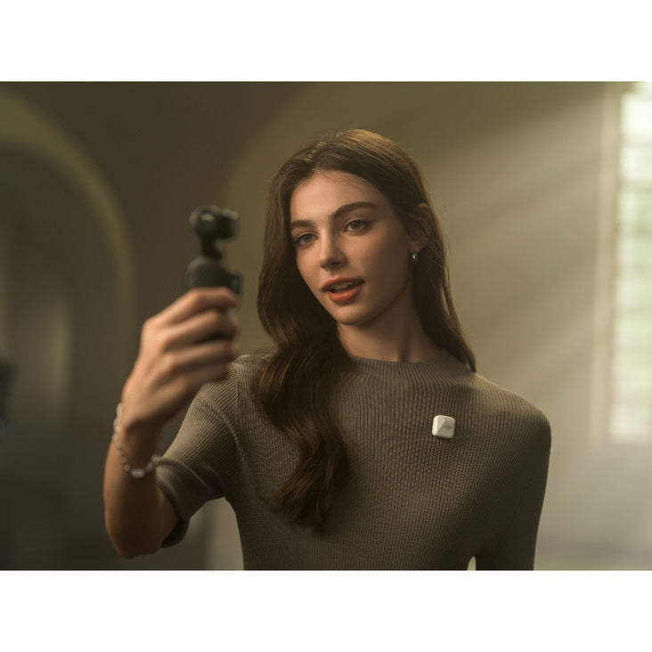 DJI Osmo Pocket 4 Creator Combo