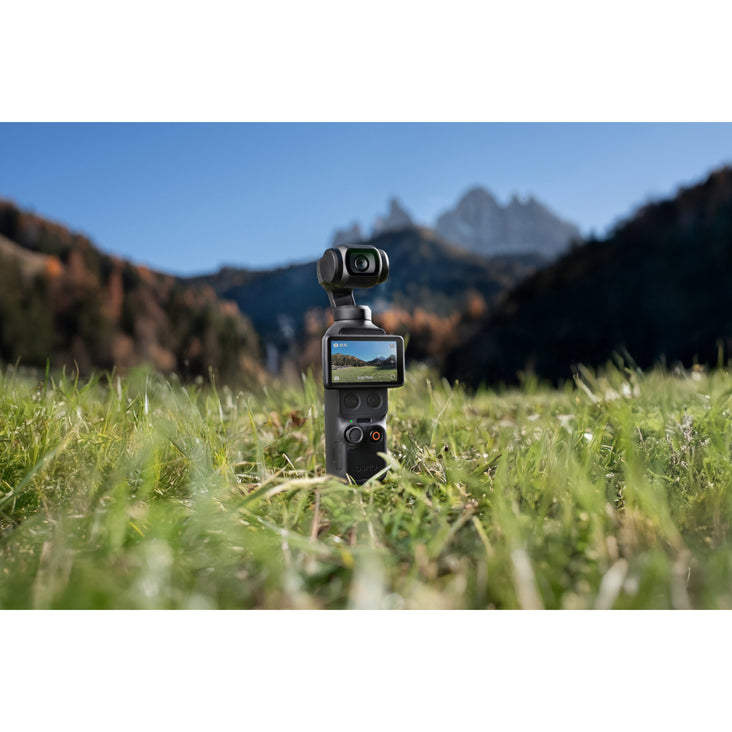 DJI Osmo Pocket 4 Creator Combo