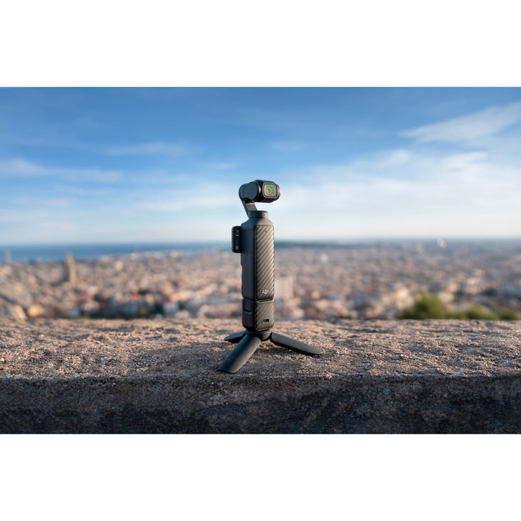DJI Osmo Pocket 4 Creator Combo