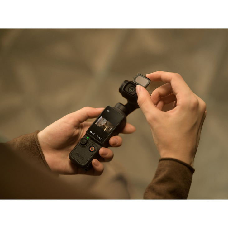 DJI Osmo Pocket 4 Creator Combo