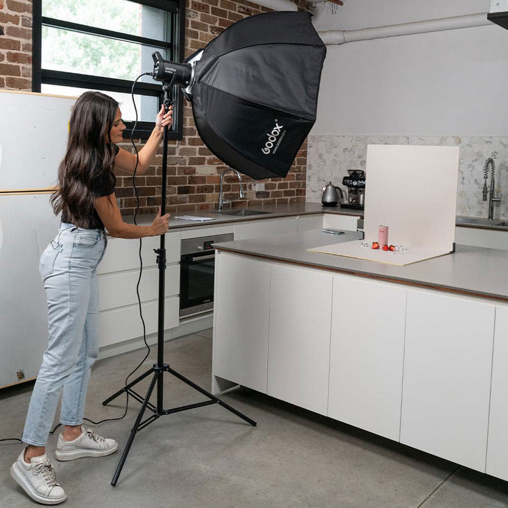 Spectrum 2-Pack 280cm Heavy Duty Air-Cushioned Light Stands - Bundle