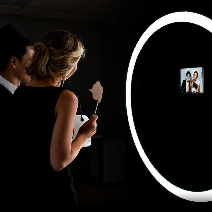 Giant Wedding & Events 47" LED Ring Light Photobooth Kit - Aurora Max