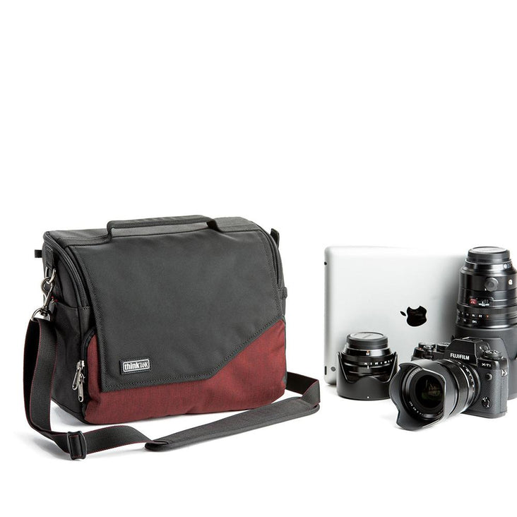Think Tank Mirrorless Mover 30i - Deep Red