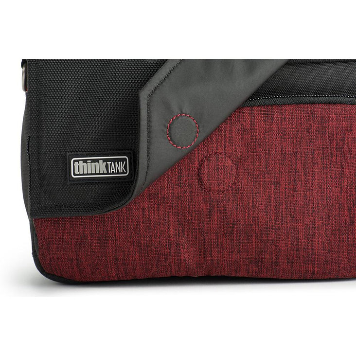 Think Tank Mirrorless Mover 5 - Deep Red