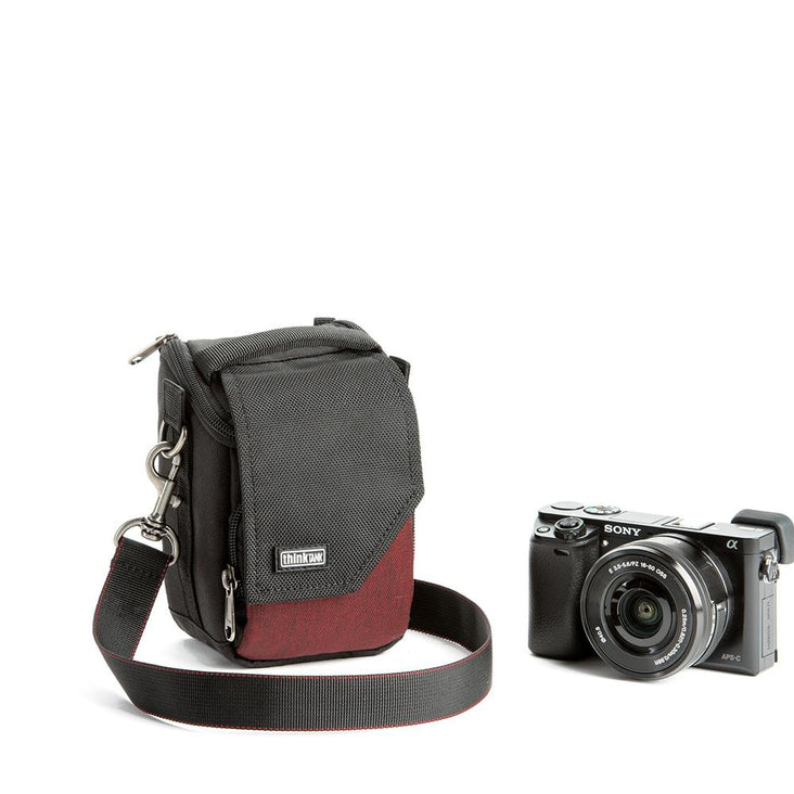 Think Tank Mirrorless Mover 5 - Deep Red