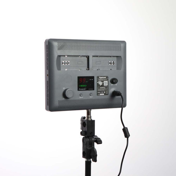 Aputure HR672 CRI 95+ Portable LED Video Light with Remote Control (DEMO STOCK)
