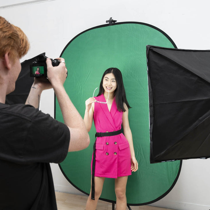 Chroma Key Green/Blue Double Sided Nylon Collapsible Pop Up Backdrop (1.5 x 2.1M)