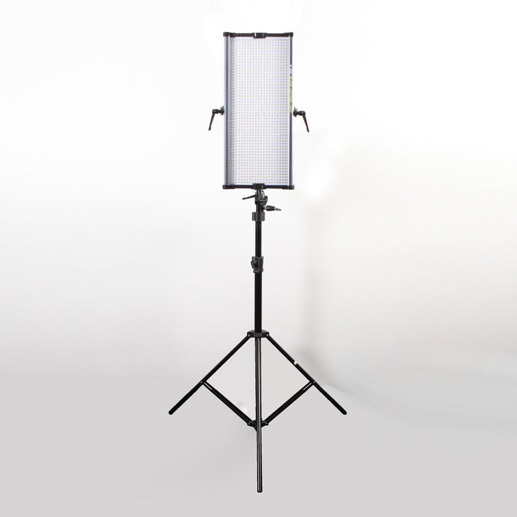 Complete 3-Point Video Lighting Setup With Rode Wireless Go II Microphone
