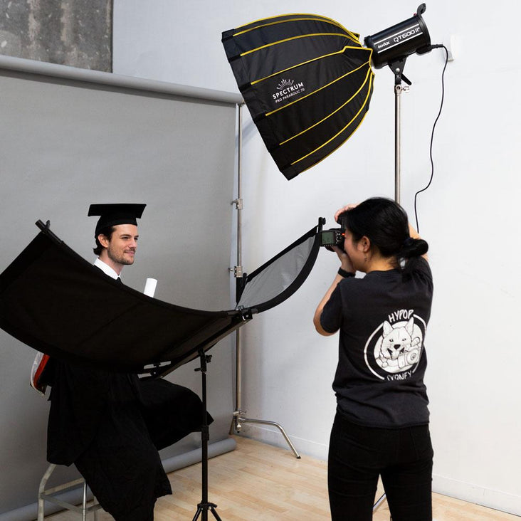 Curved 'Radiance Reflector Pro' with Stand For Portrait Photography (168x60cm)