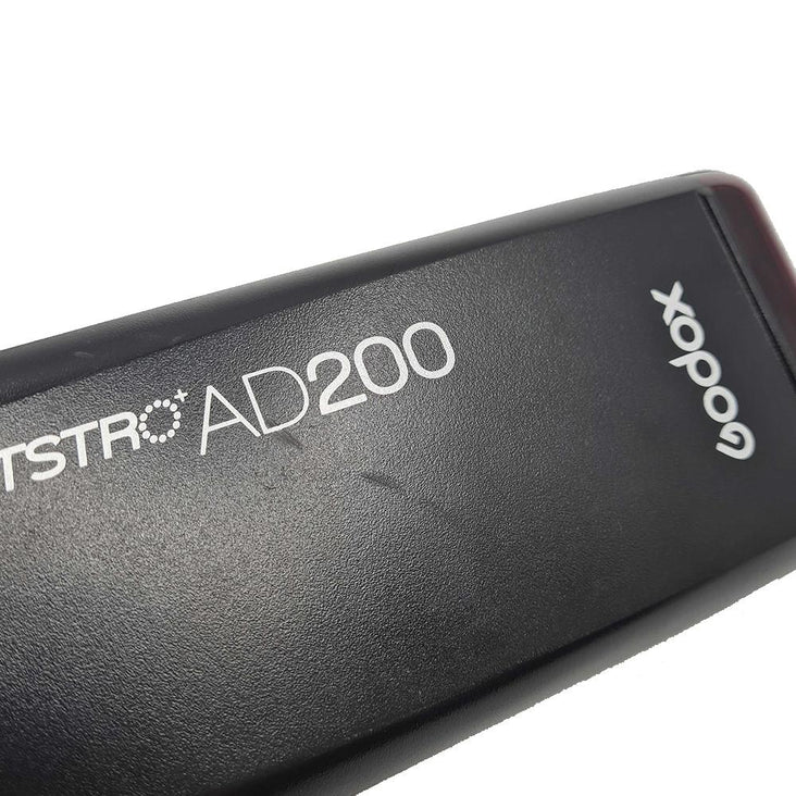 Godox Witstro AD200 200W Cordless Portable Outdoor TTL Flash Strobe (DEMO STOCK)