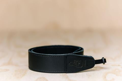 Lucky Straps Simple 40 Leather Camera Strap - Black with Black Stitching
