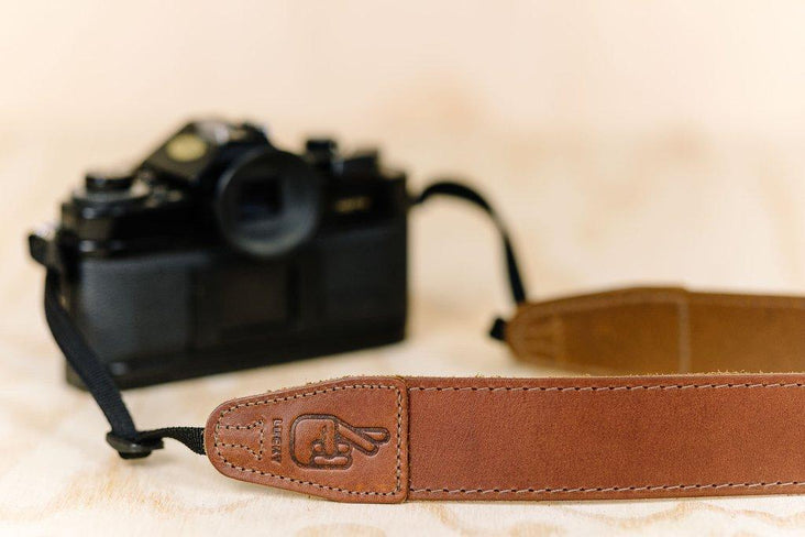Lucky Straps Simple 40 Leather Camera Strap - Natural Brown with Brown Stitching